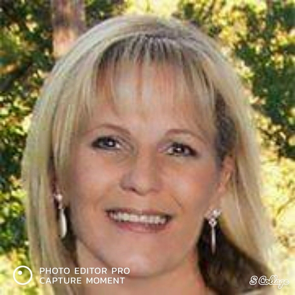 Meet your Posher, Michelle - Picture 1 of 1